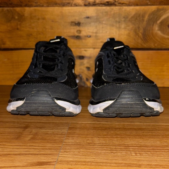 Under Armour Women’s Black and White Athletic Shoes - Picture 4 of 8